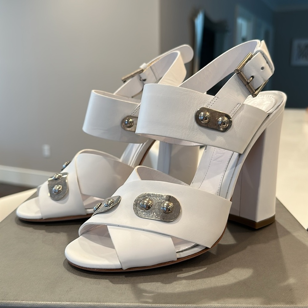 NIB Alexander McQueen White and Silver High Heel Sandals Size 38